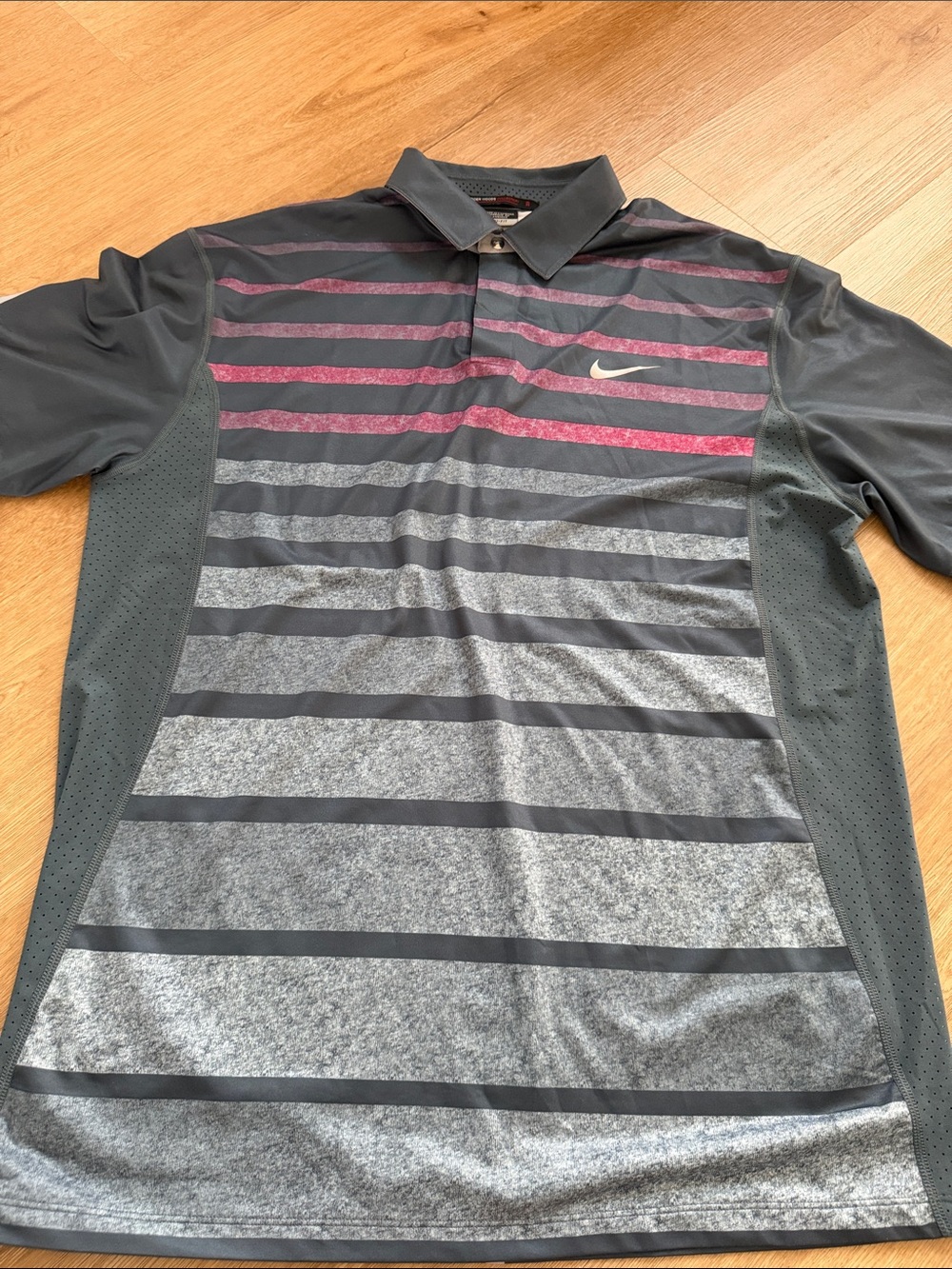 Nike Tiger Woods Collection Dri-FIT golf polo
